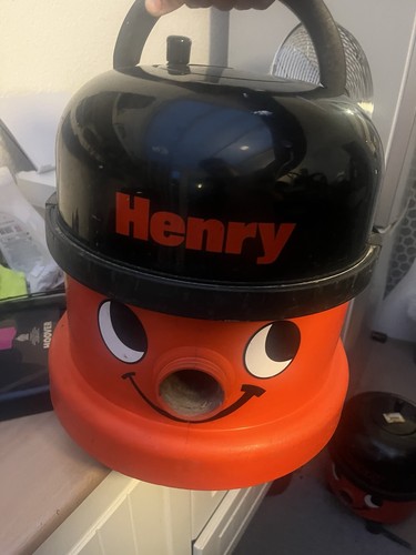Numatic hvr200 henry hoover - numatic,