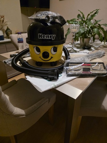 Henry hoover - henry, hoover(160
